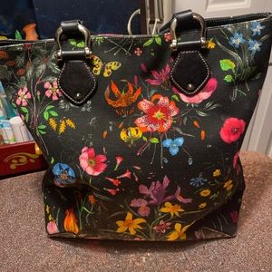 GUCCI large flora creole tote in black.